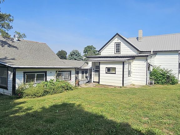 4th image of 701 Vine St