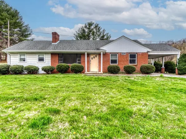 6662 Lee Hwy, Atkins, VA 24311