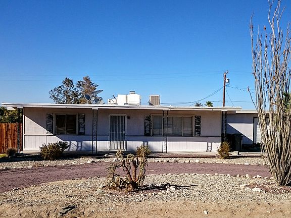 2nd image of 74440 Cottonwood Dr