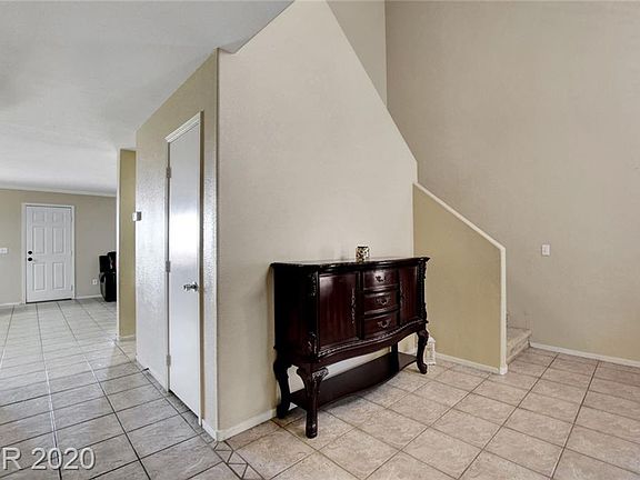 4th image of 2725 Old Bear Canyon St
