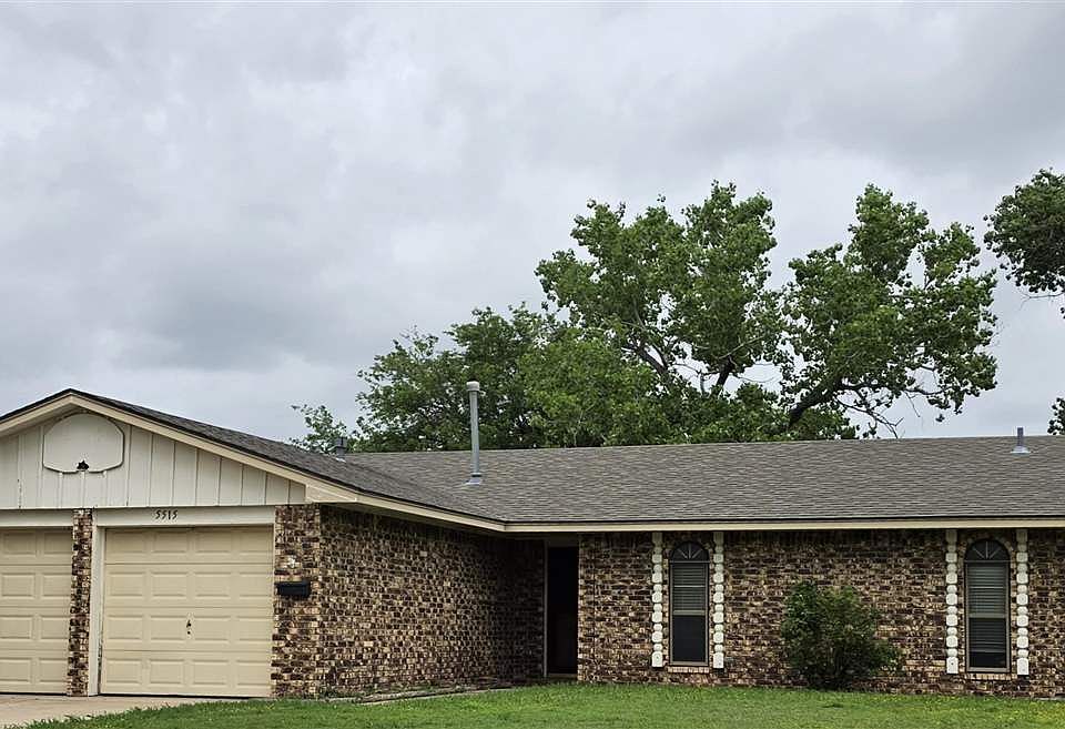 1st image of 5515 NW Alan A Dale Ln