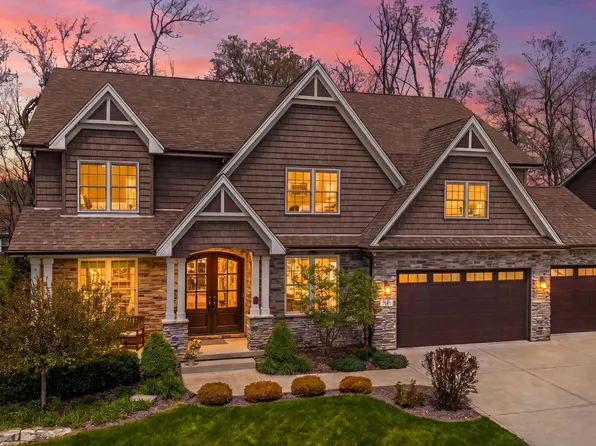 2145 Copper Creek Dr, Crown Point, IN 46307