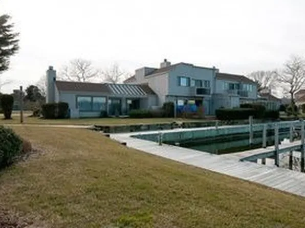 58 Marina Way, Islip, NY 11751