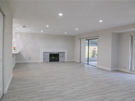 5th image of 15815 Knollview Dr
