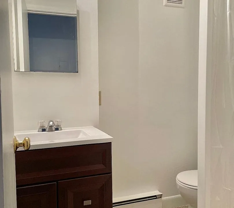 862 Beacon St #7G