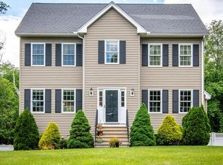 6 King St, Wilmington, MA 01887