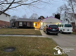 42008 Saltz Rd, Canton, MI 48187