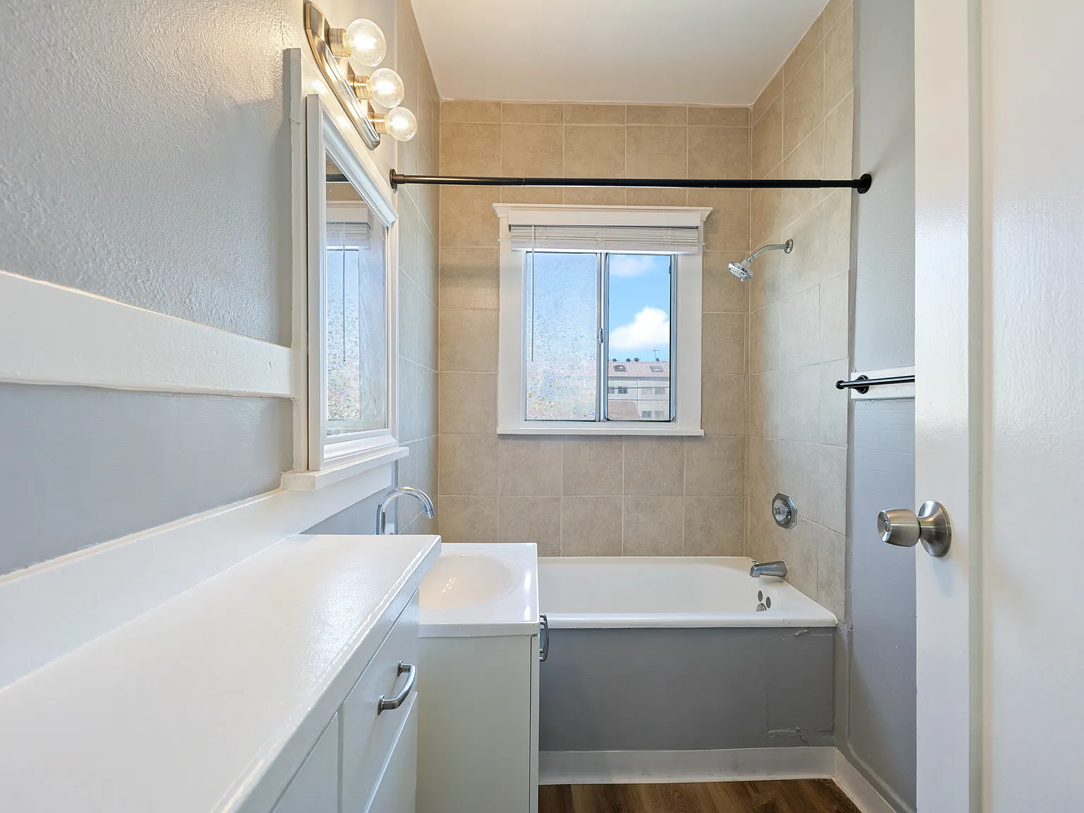 Studio, 485 sqft, $1,795 — Photo 3