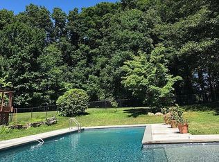 9 Fall Ridge Rd, Weston, CT 06883