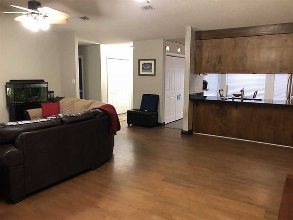 5th image of 3061 N Fulmer Cir