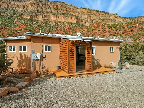 239 San Diego Dr, Jemez Springs, NM 87025