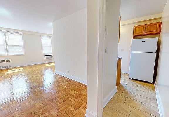 2nd image of 8855 Bay Pkwy APT 4N