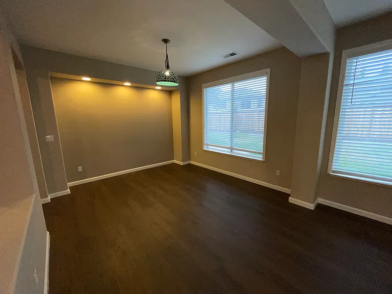 702 Quail Run Cir — Photo 12