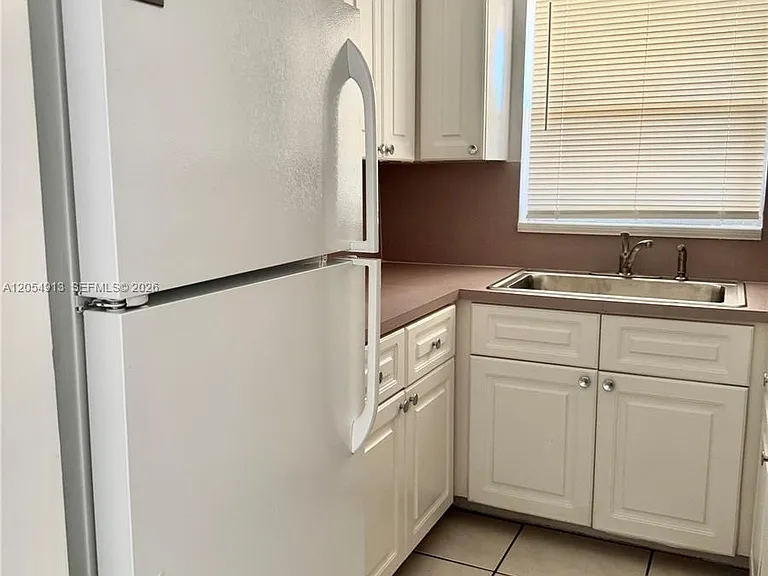 3500 Harrison St #12 — Photo 9