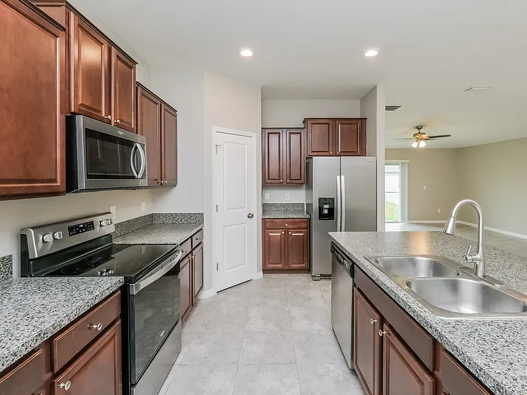 1616 Climbing Dayflower Dr — Photo 7
