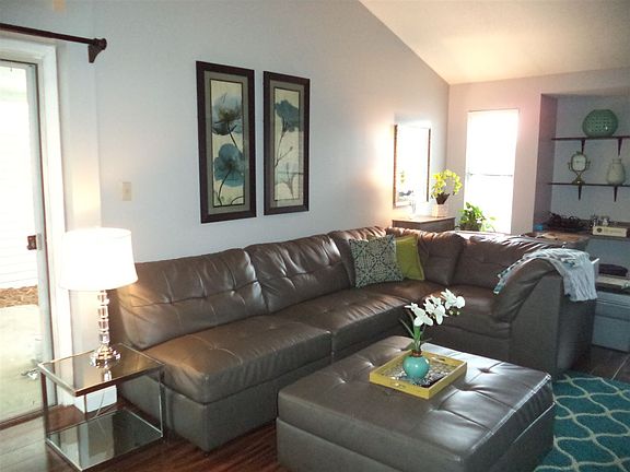 2nd image of 5805 Crossfield Dr