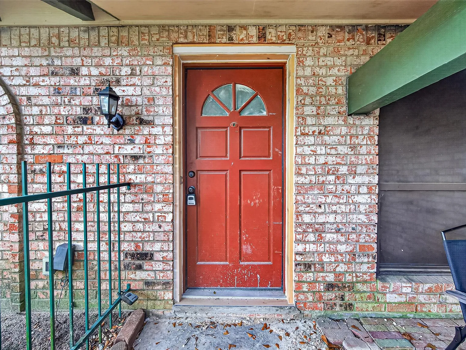 3 bed, 2.0 bath, 1314 sqft, $1,800 — Photo 2