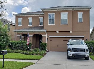 15719 Oakleaf Run Dr, Lithia, FL 33547
