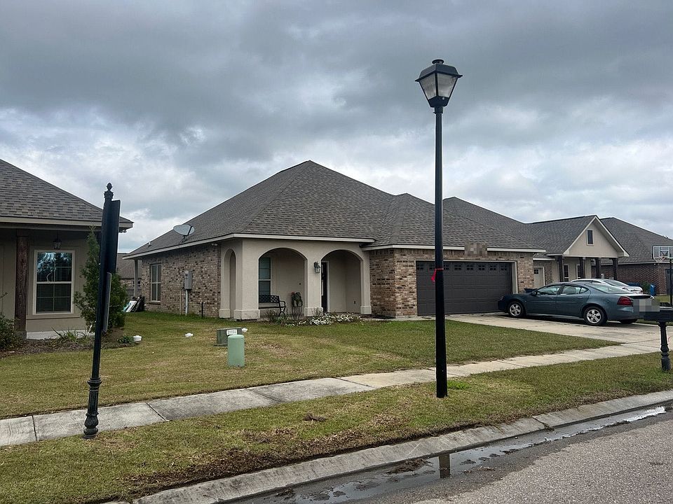 2nd image of 4414 Olivia Dr