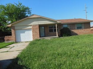 170 SW 69th St, Lawton, OK 73505