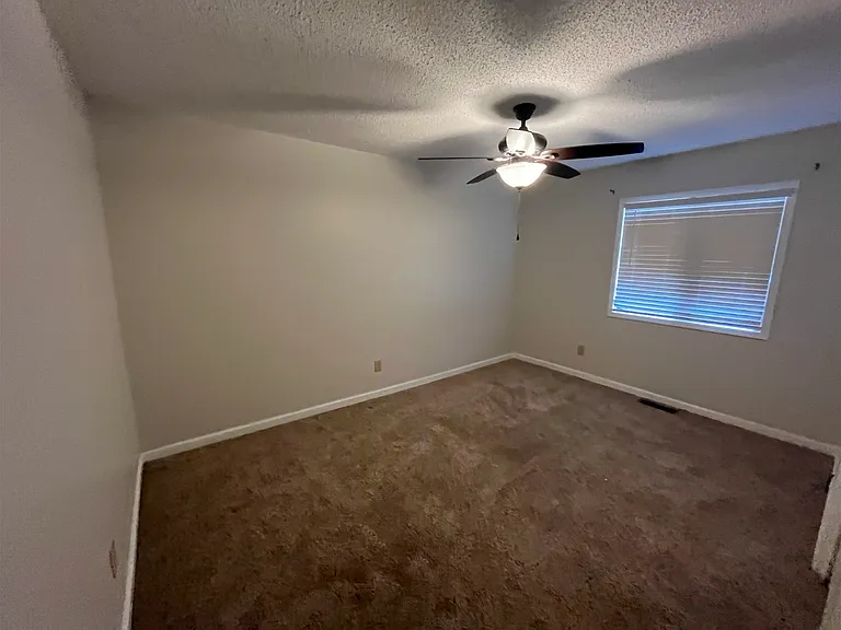 8533 W Thurman St #3 — Photo 15