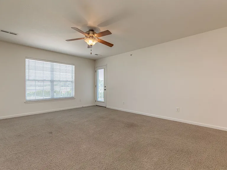 1770 Lexington Pl — Photo 11