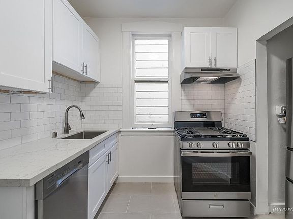 2nd image of 1240 California St #7K