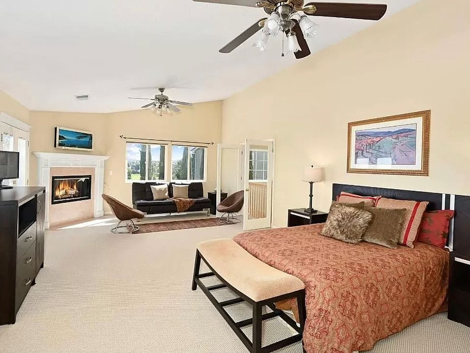 1st image of 448-1 Christina Ct