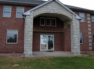 10217 N Garland Rd, Enid, OK 73703