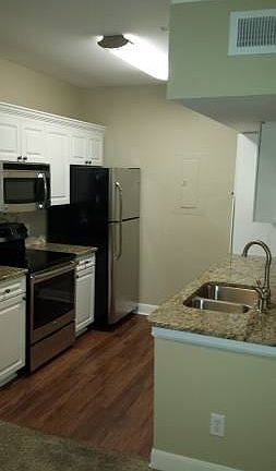 New Granite & Stainless Appliances