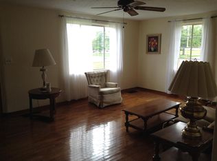 411 Water St, Angola, IN 46703