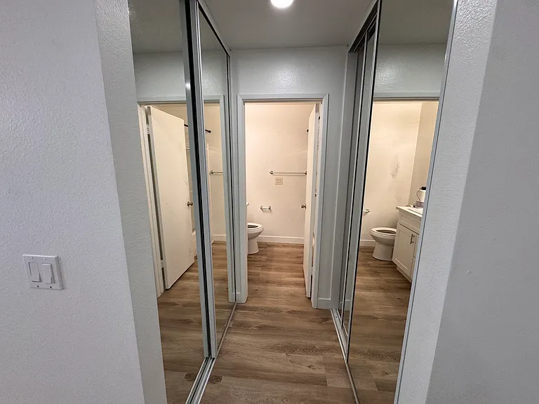 181 Streamwood — Photo 4