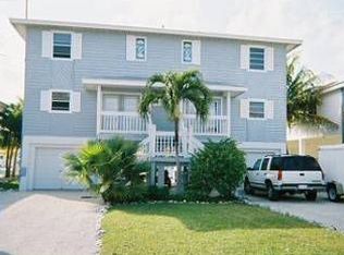 501 5th St, Key Colony Beach, FL 33051