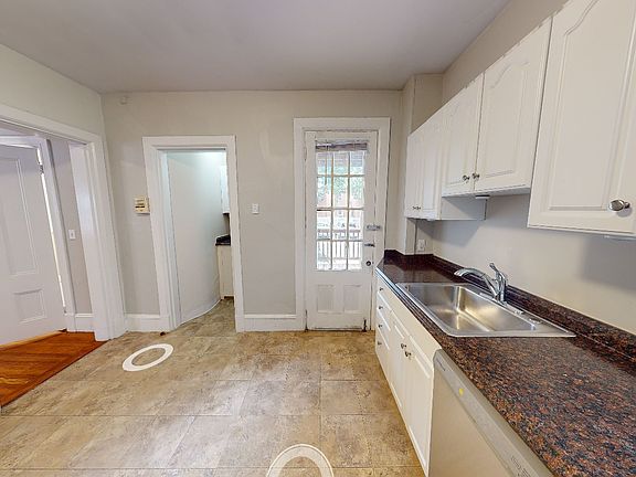 5th image of 63 Dana St #10