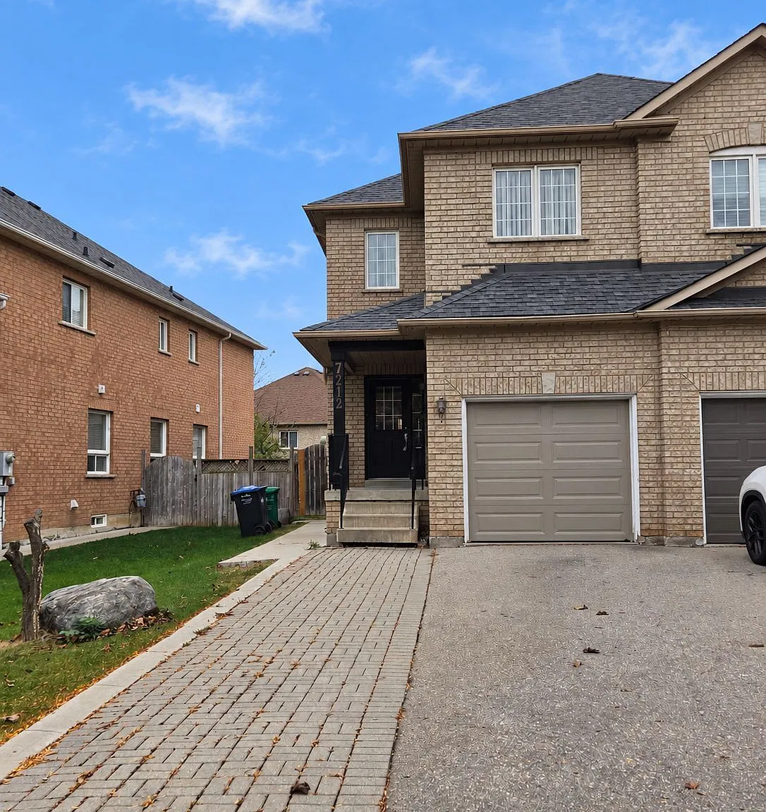 3 bed, $2,800 — Photo 1
