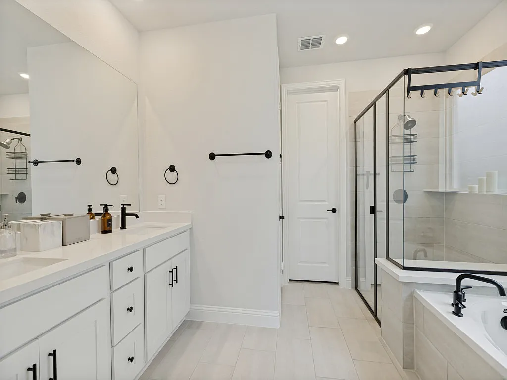 4 bed, 2735 sqft, $3,600 — Photo 3