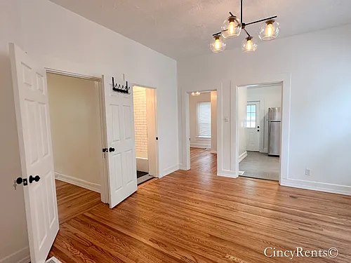 3715 Woodland Ave — Photo 6