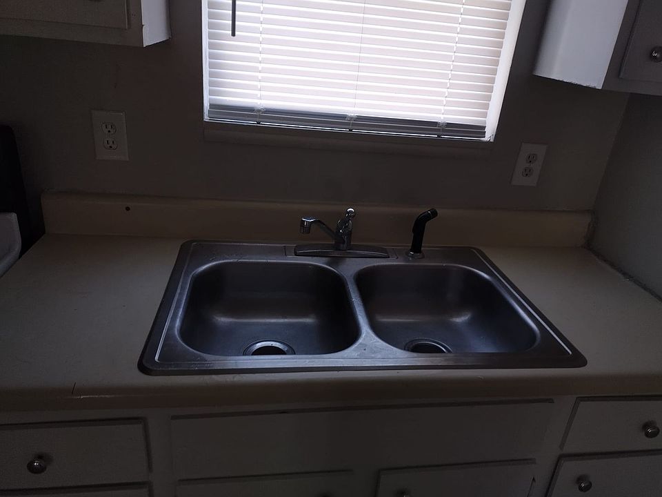 1024 Blair 1024 Blair St Thomasville, NC Zillow