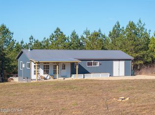 497 Pine Tree Dr, Parsons, TN 38363