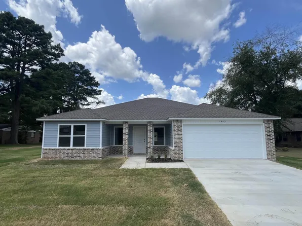 1403 Gum Spring Rd, Searcy, AR 72143