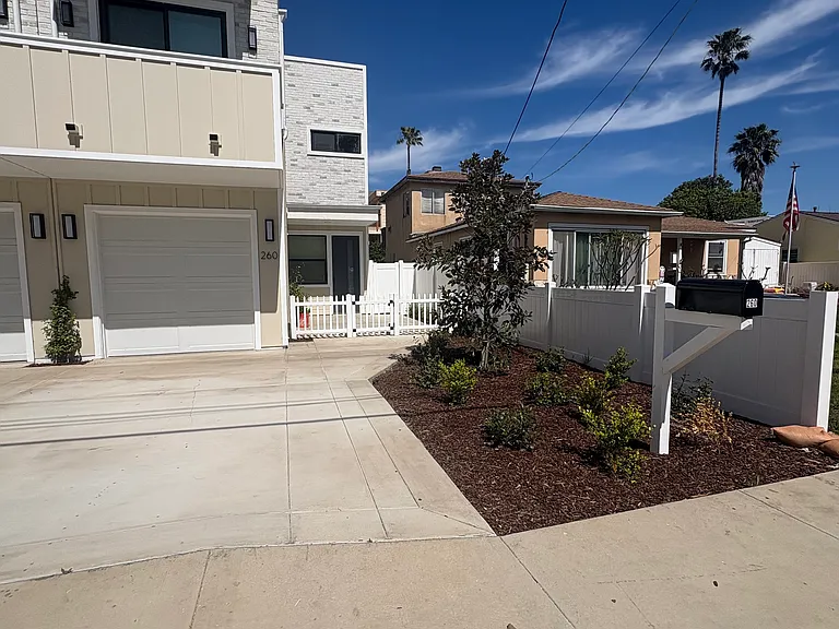 260 Donax Ave — Photo 58