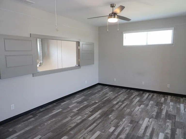 10907 Cole Thompson Ln — Photo 30