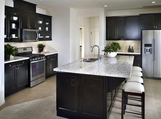 21492 Harmony Village Dr, Escondido, CA 92029