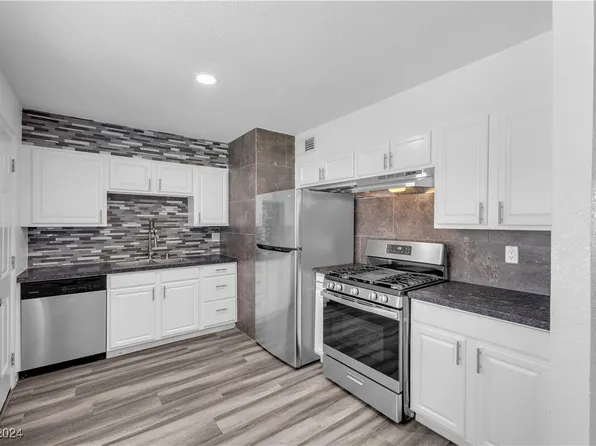 2713 Daley St, North Las Vegas, NV 89030