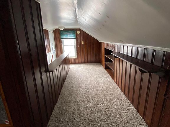 5th image of 1066 Chopin Ave