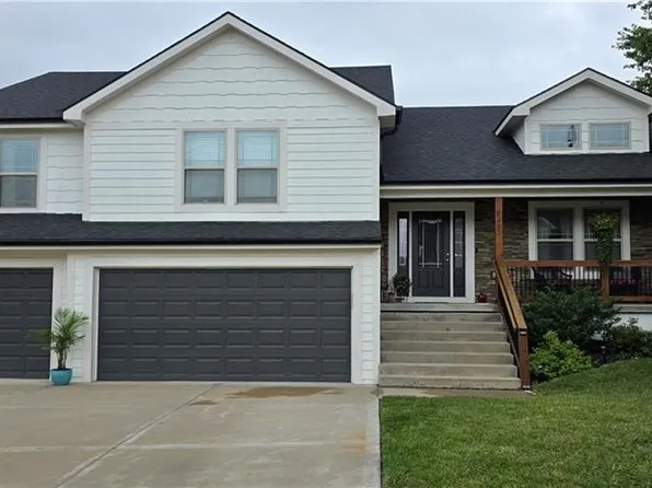 21431 W 47th Ter, Shawnee, KS 66218