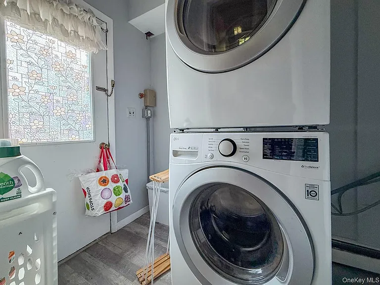 15 Cindy Ln — Photo 29