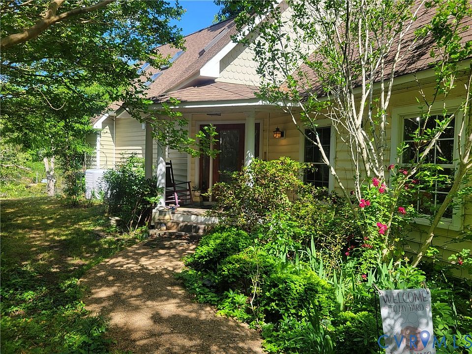 1st image of 450 Perkins Ln