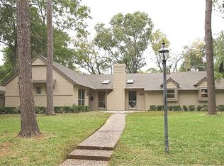 10206 Pine Forest Rd, Houston, TX 77042