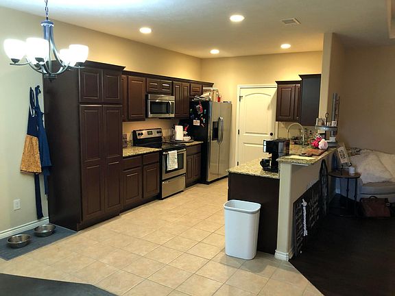 4th image of 4311 Whispering Creek Ct